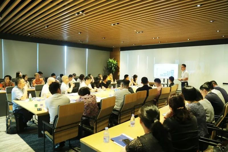 【交流共享 互促共進(jìn)】 共話?升級(jí)轉(zhuǎn)型之路 【交流共享 互促共進(jìn)】 共話?升級(jí)轉(zhuǎn)型之路