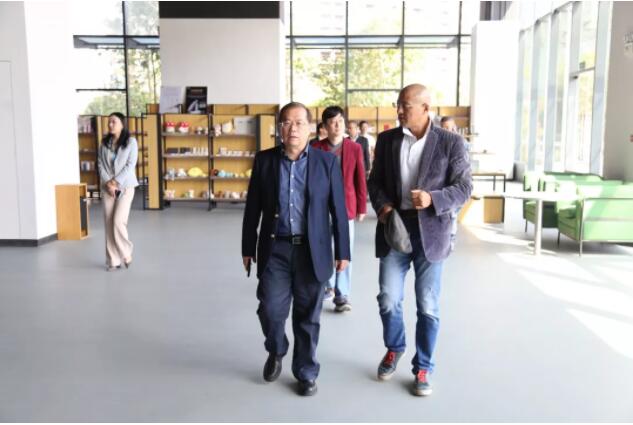 深圳市工信局領(lǐng)導(dǎo)走進海格：推動上下游產(chǎn)業(yè)對接 促進企業(yè)間合作多贏
