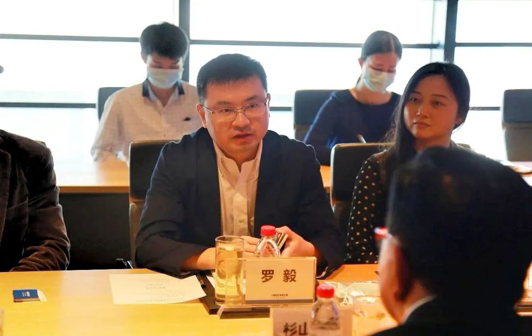 鹽田區(qū)領導、海格物流共同接待日通東亞區(qū)總裁到訪 鹽田區(qū)領導、海格物流共同接待日通東亞區(qū)總裁到訪