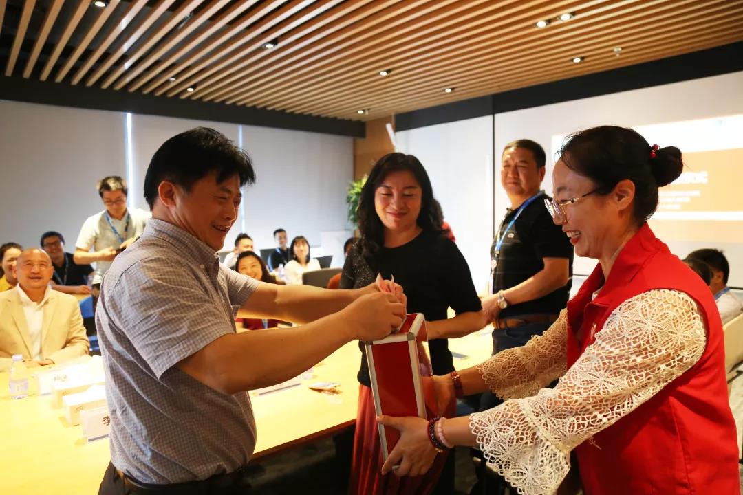 積小善為大善,善莫大焉‖海格互助基金會正式成立! 積小善為大善,善莫大焉‖海格互助基金會正式成立!
