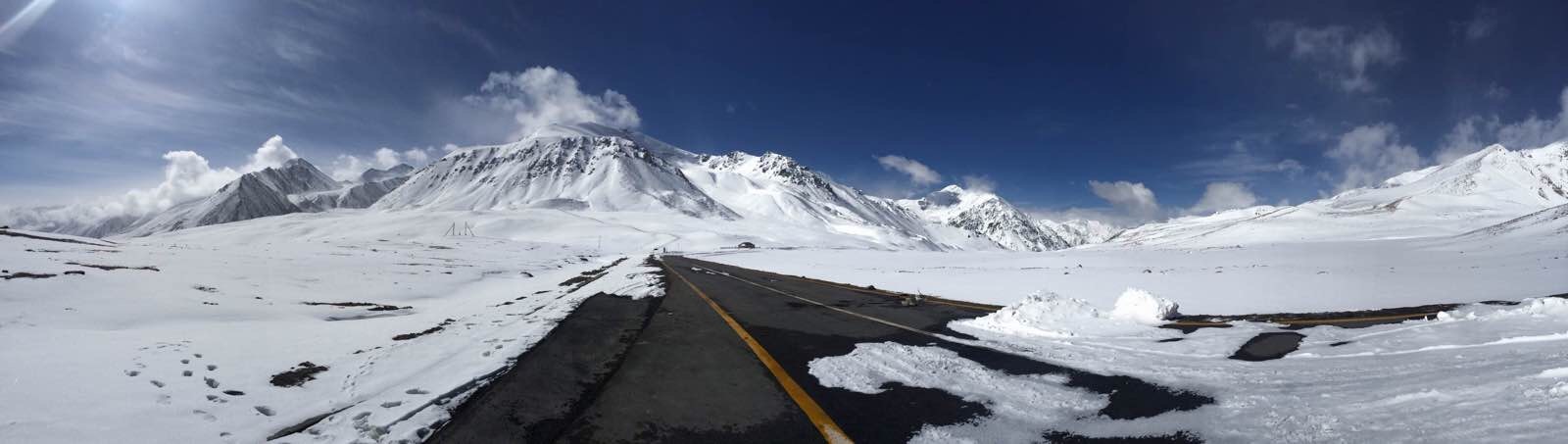 萬山堆積雪,積雪壓萬山——中巴口岸紅其拉甫 萬山堆積雪,積雪壓萬山——中巴口岸紅其拉甫