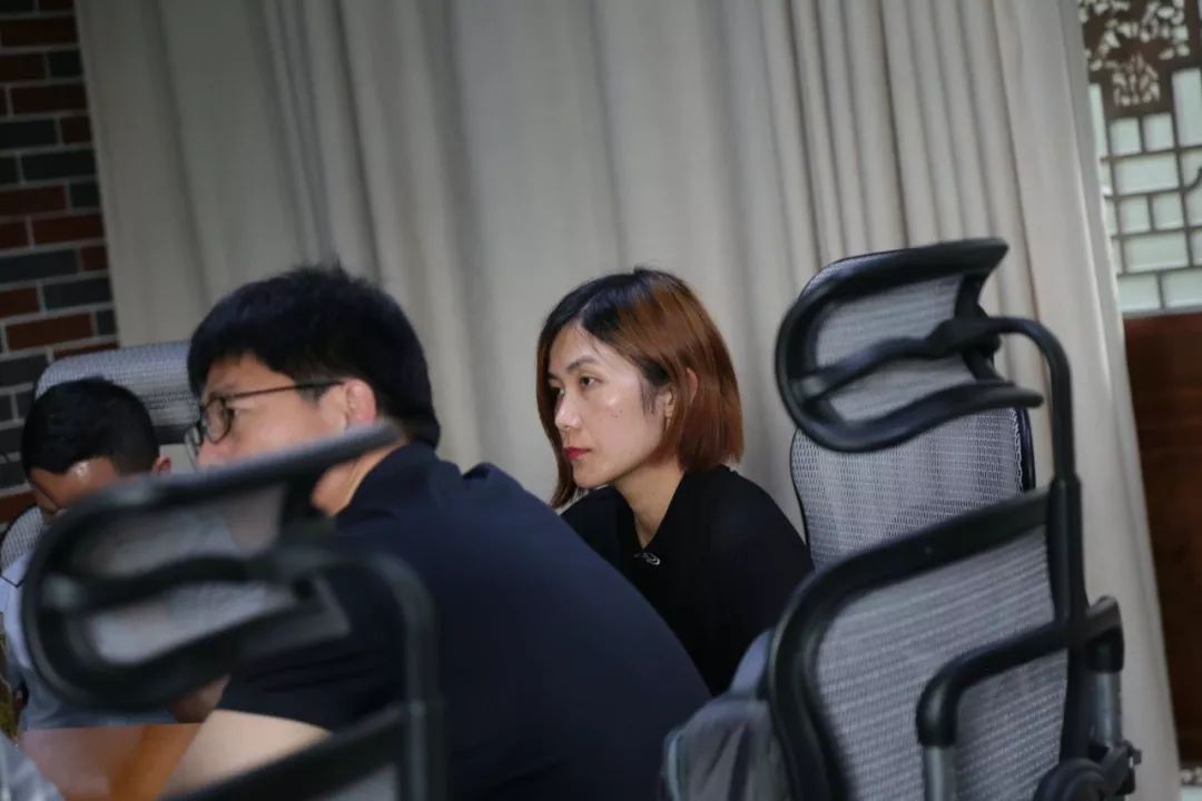 寧波跨境電商協(xié)會(huì)企業(yè)一行來訪海格物流 寧波跨境電商協(xié)會(huì)企業(yè)一行來訪海格物流