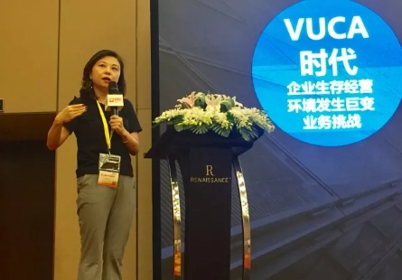 海格物流榮膺2018中國(guó)學(xué)習(xí)與發(fā)展價(jià)值大獎(jiǎng)之“最佳實(shí)踐獎(jiǎng)” 海格物流榮膺2018中國(guó)學(xué)習(xí)與發(fā)展價(jià)值大獎(jiǎng)之“最佳實(shí)踐獎(jiǎng)”
