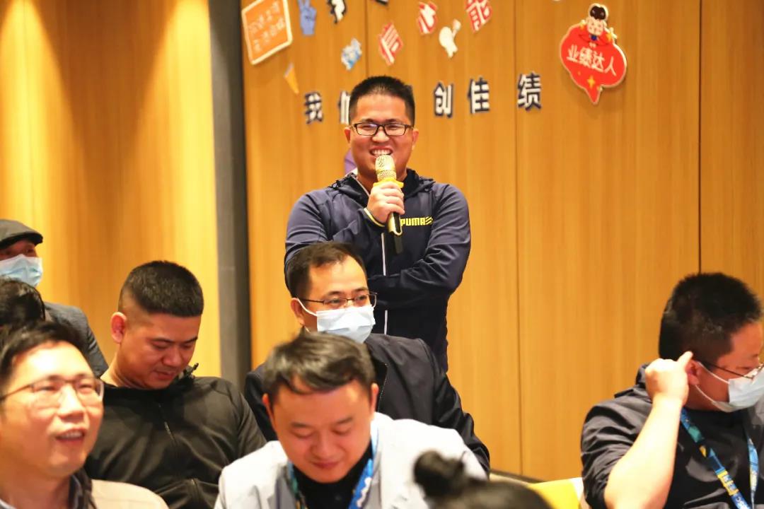來看看海格商務(wù)人的年度盛會 來看看海格商務(wù)人的年度盛會