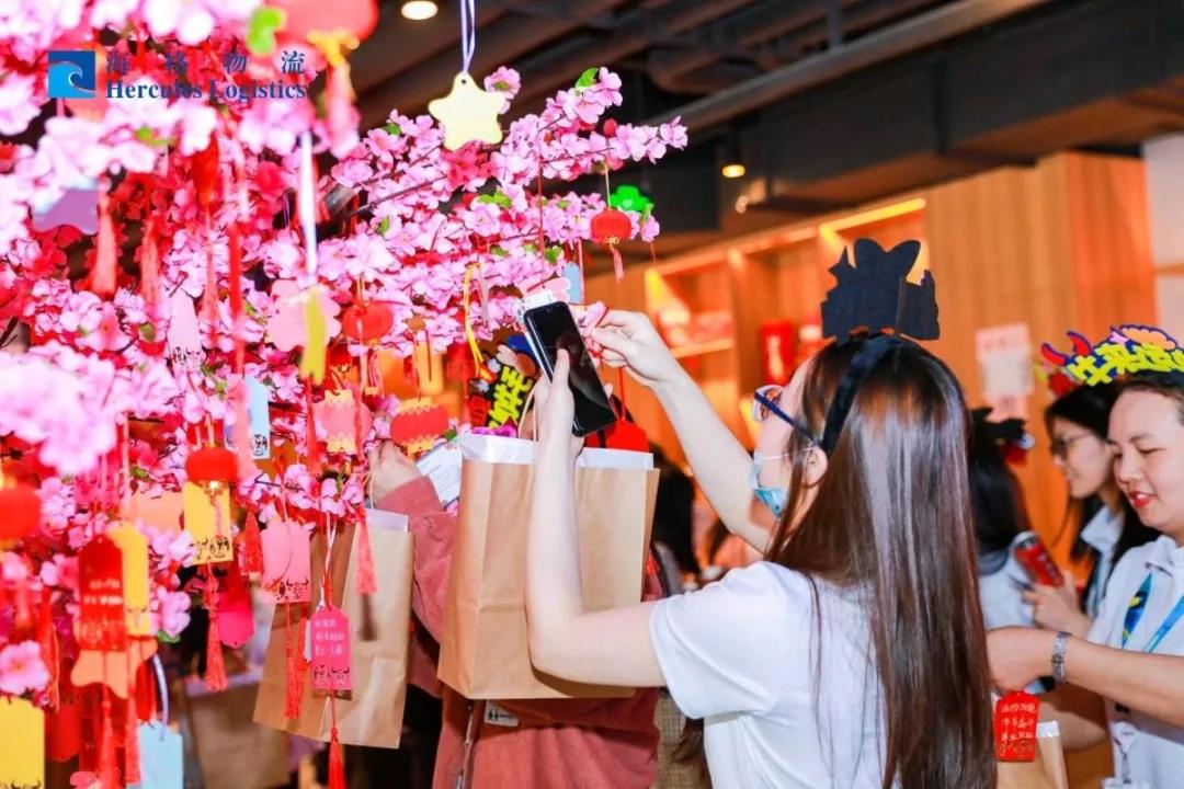 繁花?似錦|海格20周年慶典圓滿成功 繁花?似錦|海格20周年慶典圓滿成功