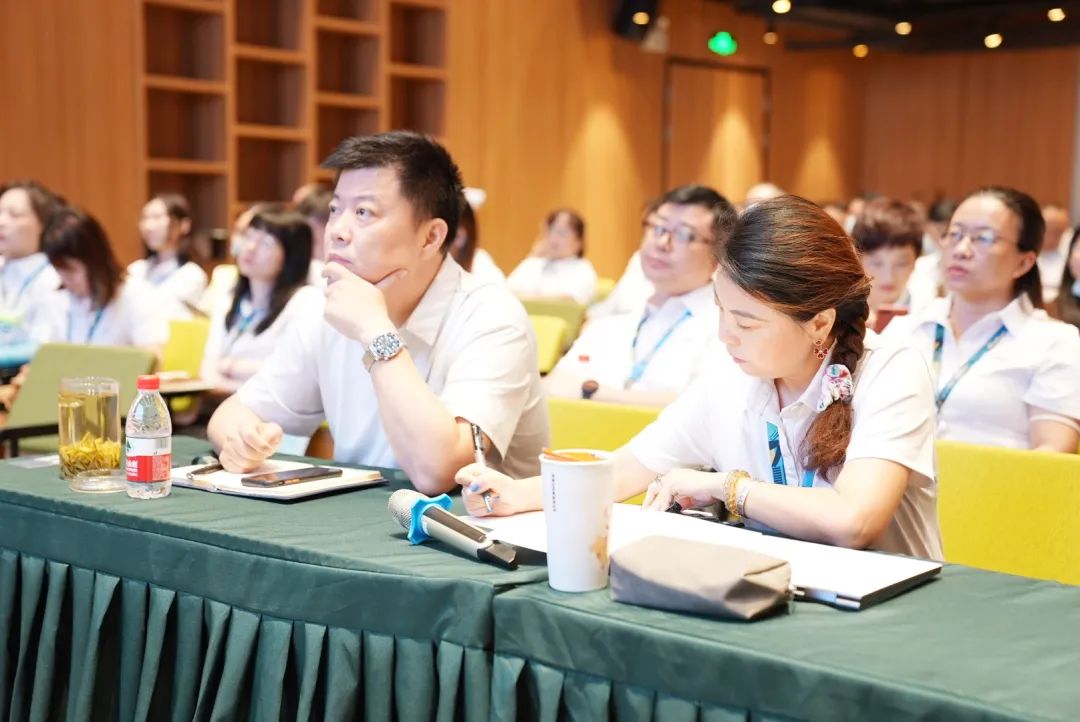 海格物流2021年上半年度工作總結(jié)會(huì)議圓滿召開 海格物流2021年上半年度工作總結(jié)會(huì)議圓滿召開