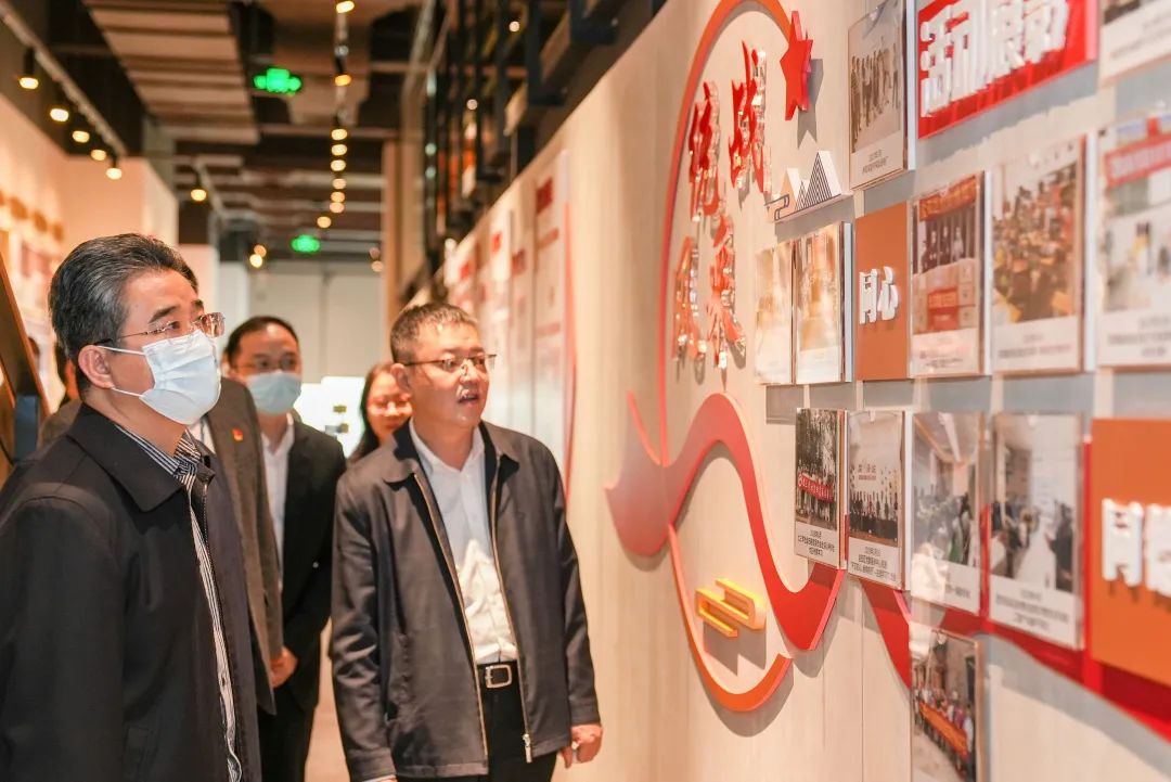 深圳市委統(tǒng)戰(zhàn)部一行指導調研海格物流統(tǒng)戰(zhàn)工作 深圳市委統(tǒng)戰(zhàn)部一行指導調研海格物流統(tǒng)戰(zhàn)工作