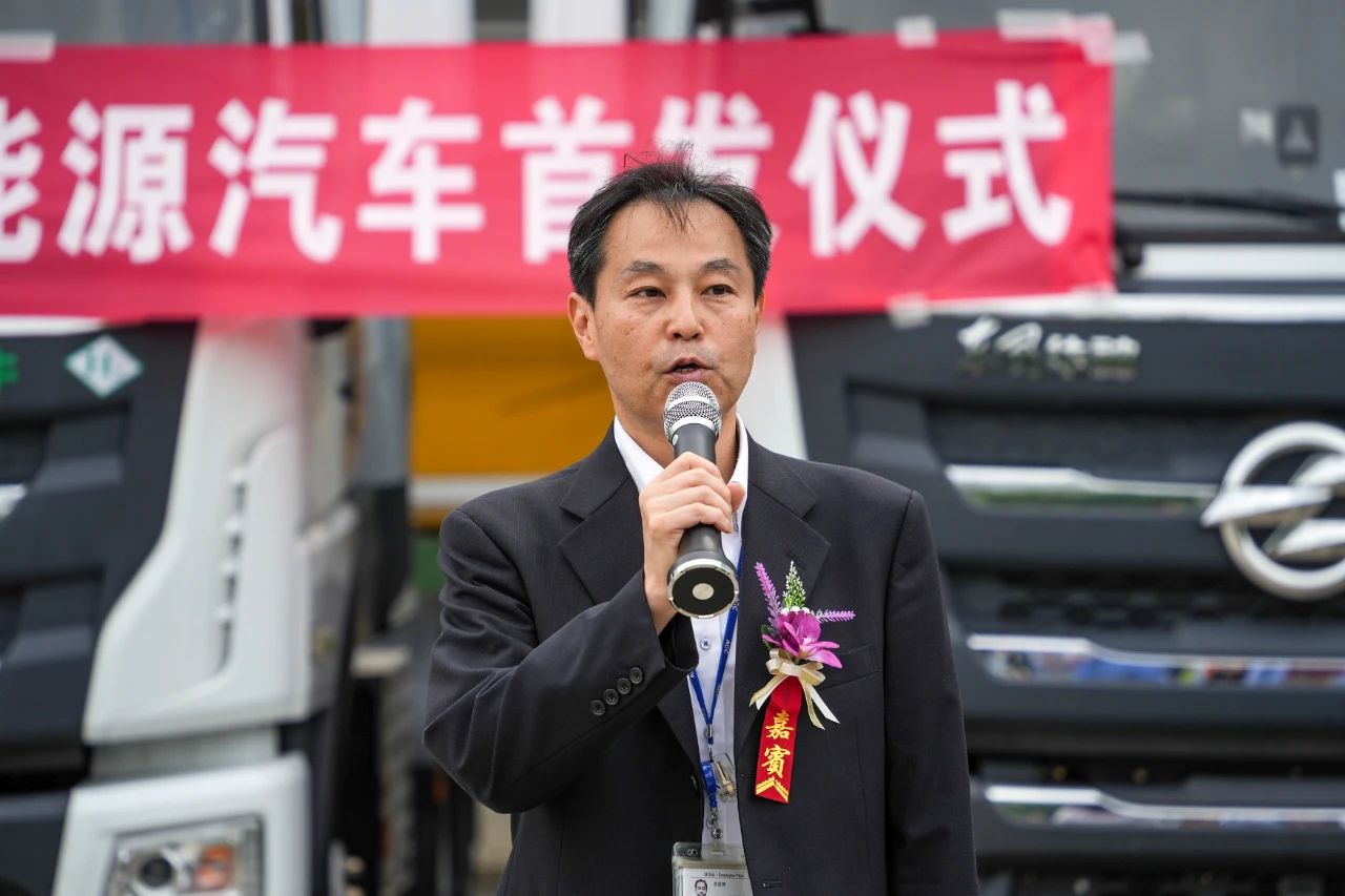 艾杰旭(ADCS)海格物流氫能源汽車首發(fā)儀式圓滿舉行 艾杰旭(ADCS)海格物流氫能源汽車首發(fā)儀式圓滿舉行